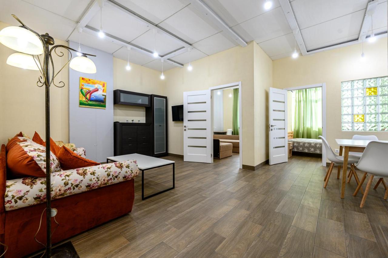 Appartamento Gagarin Plaza 63 Odessa Esterno foto