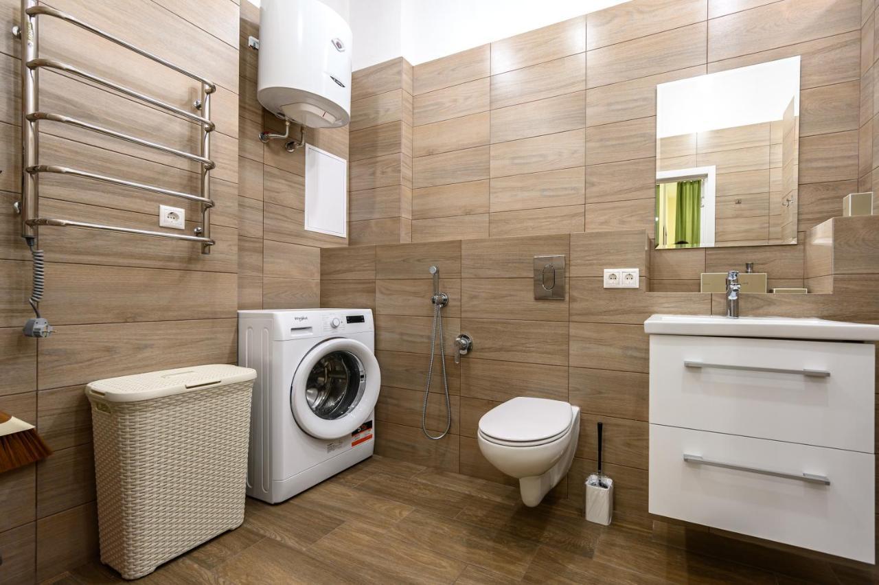 Appartamento Gagarin Plaza 63 Odessa Esterno foto