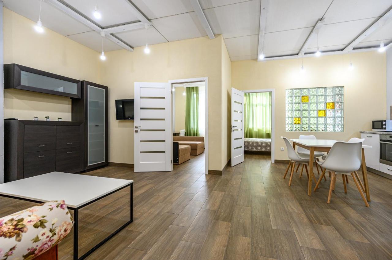Appartamento Gagarin Plaza 63 Odessa Esterno foto